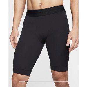 Nike Yoga Dri-FIT Infinalon Shorts CJ8018-010 Men’s Black XL-T NWT